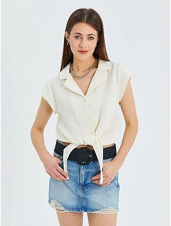 Camisa corta con detalle de lazo mixray