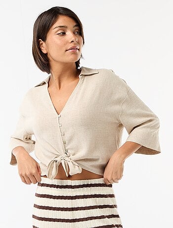 Camisa corta oversize anudada