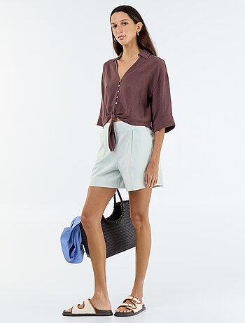 Camisa corta oversize anudada
