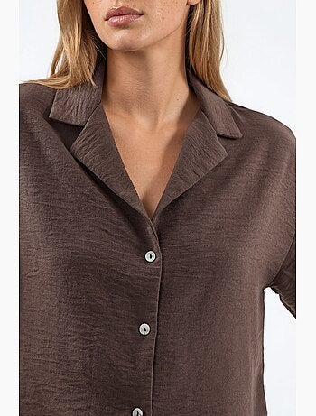 Camisa corta texturizada con cierre de botones busem