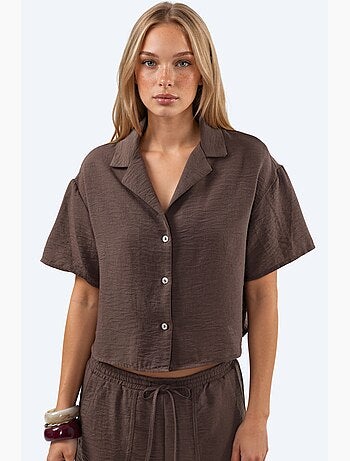 Camisa corta texturizada con cierre de botones busem
