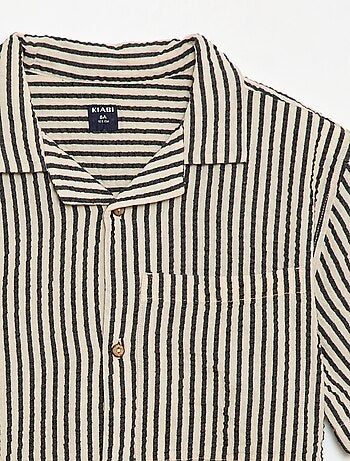 Camisa crepé de manga corta