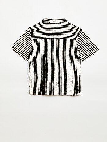 Camisa crepé de manga corta