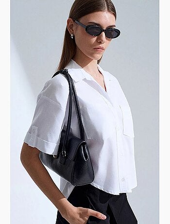 Camisa cropped de mujer con bolsillo dilvin