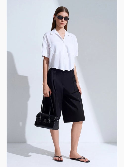Camisa cropped de mujer con bolsillo dilvin - Kiabi Camisa cropped de mujer con bolsillo dilvin - Kiabi