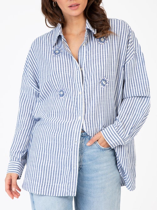 Camisa de algodón a rayas con detalles de bisutería - AFIBEL - Kiabi Camisa de algodón a rayas con detalles de bisutería - AFIBEL - Kiabi