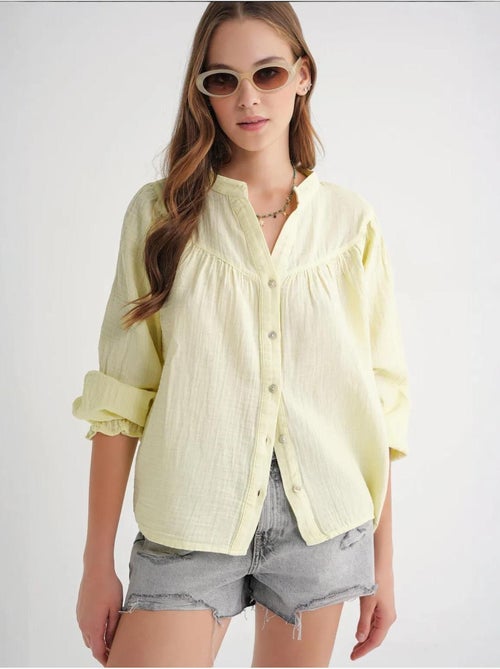 Camisa de algodón con cuello mao y botones mixray - Kiabi Camisa de algodón con cuello mao y botones mixray - Kiabi