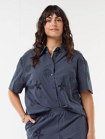 Camisa de algodón con motivos calados