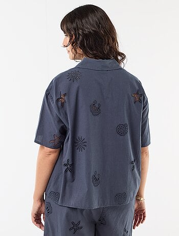 Camisa de algodón con motivos calados