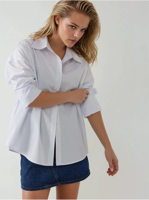 Camisa de algodón de corte regular con detalles de botones hiccup - Kiabi