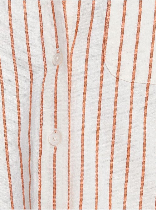 Camisa de botones de manga corta en mezcla de lino dilvin - Kiabi Camisa de botones de manga corta en mezcla de lino dilvin - Kiabi