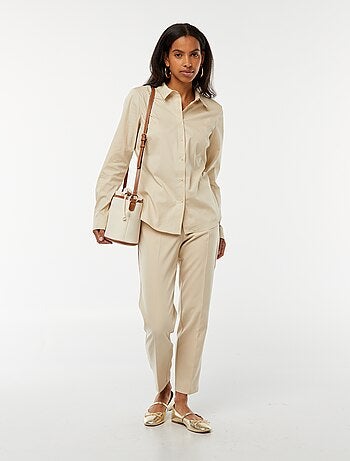 Camisa entallada cuello italiano