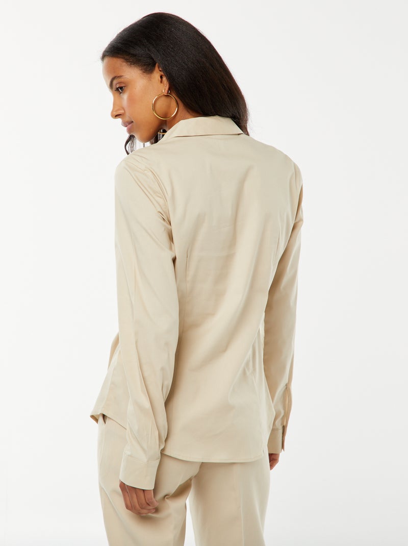 Camisa de corte ajustado con cuello italiano Beige - Kiabi