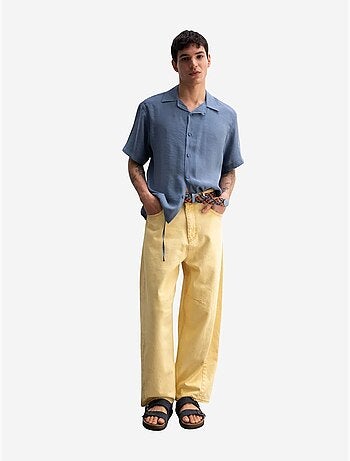 Camisa de crepé con detalle de lazada de corte relajado para hombre giesto