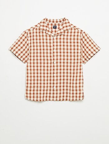 Camisa de cuadros y de manga corta