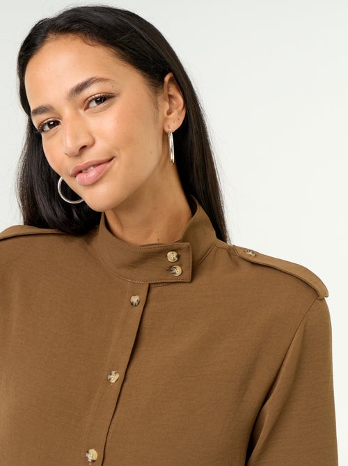 Camisa de cuello alto y canesú en los hombros - Kiabi