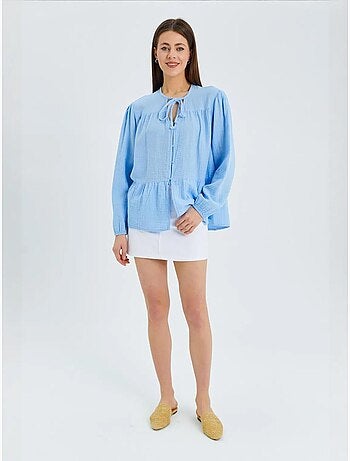 Camisa de cuello redondo con mangas tres cuartos y detalle de ribete de seersucker de mixray