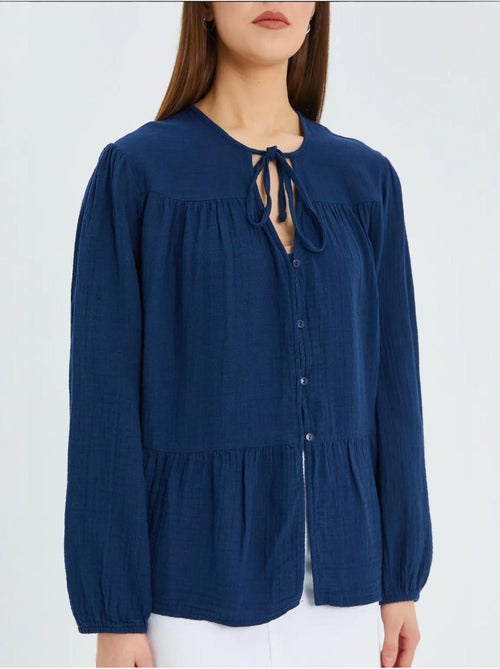 Camisa de cuello redondo con mangas tres cuartos y detalle de ribete de seersucker de mixray - Kiabi Camisa de cuello redondo con mangas tres cuartos y detalle de ribete de seersucker de mixray - Kiabi