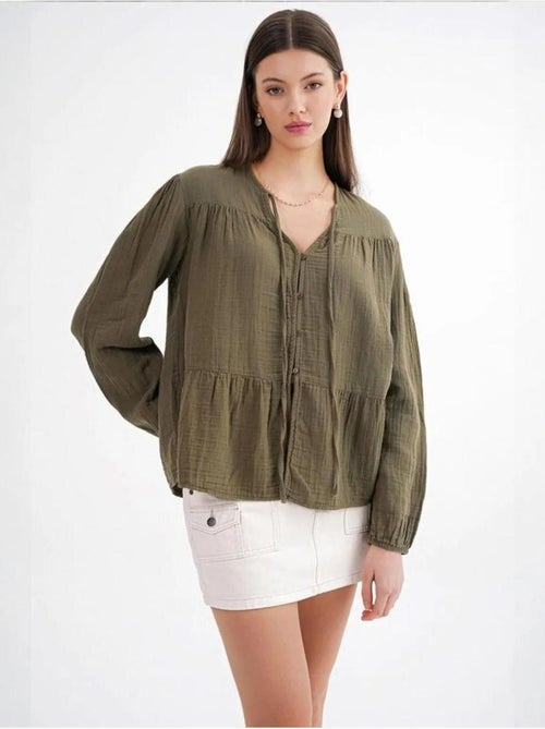 Camisa de cuello redondo con mangas tres cuartos y detalle de ribete de seersucker de mixray - Kiabi Camisa de cuello redondo con mangas tres cuartos y detalle de ribete de seersucker de mixray - Kiabi
