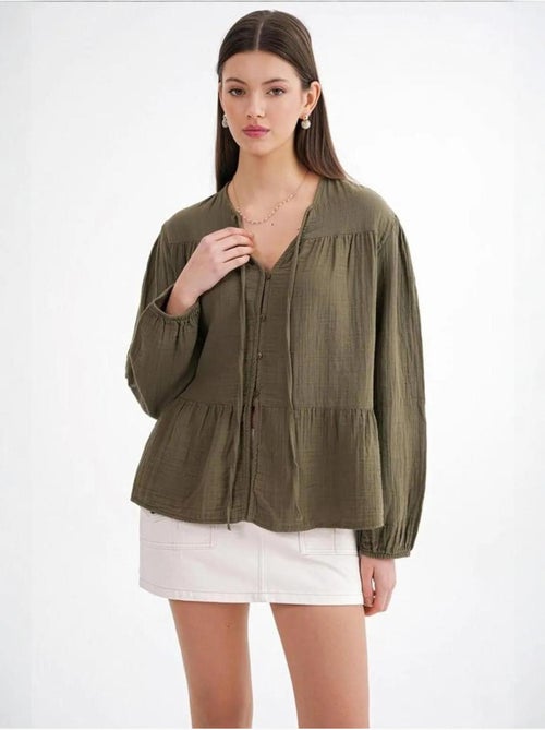 Camisa de cuello redondo con mangas tres cuartos y detalle de ribete de seersucker de mixray - Kiabi Camisa de cuello redondo con mangas tres cuartos y detalle de ribete de seersucker de mixray - Kiabi