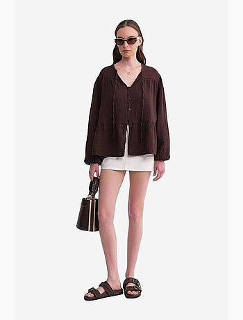 Camisa de cuello redondo con mangas tres cuartos y detalle de ribete de seersucker de mixray