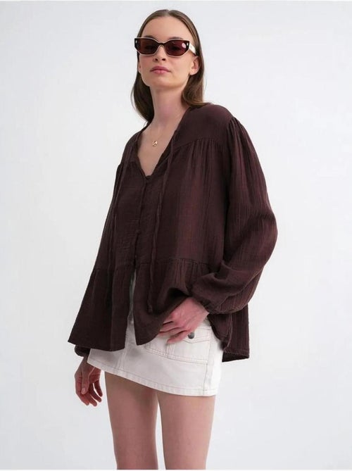 Camisa de cuello redondo con mangas tres cuartos y detalle de ribete de seersucker de mixray - Kiabi Camisa de cuello redondo con mangas tres cuartos y detalle de ribete de seersucker de mixray - Kiabi
