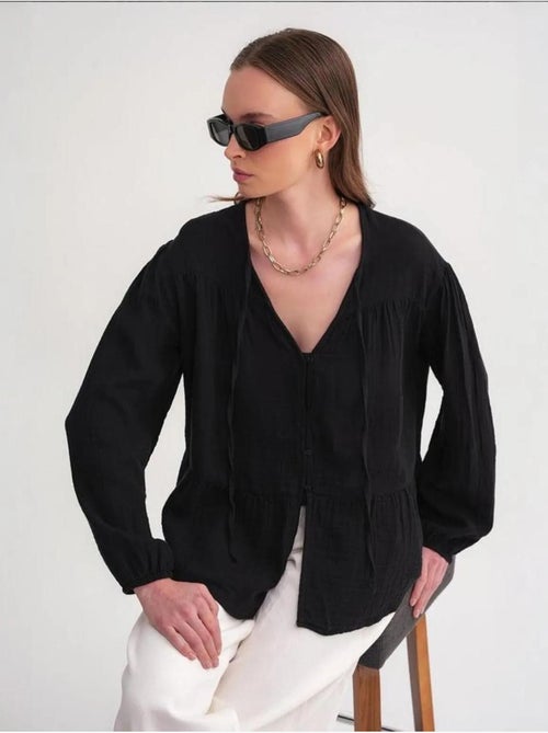Camisa de cuello redondo con mangas tres cuartos y detalle de ribete de seersucker de mixray - Kiabi Camisa de cuello redondo con mangas tres cuartos y detalle de ribete de seersucker de mixray - Kiabi