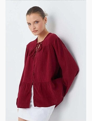 Camisa de cuello redondo con mangas tres cuartos y detalle de ribete de seersucker de mixray