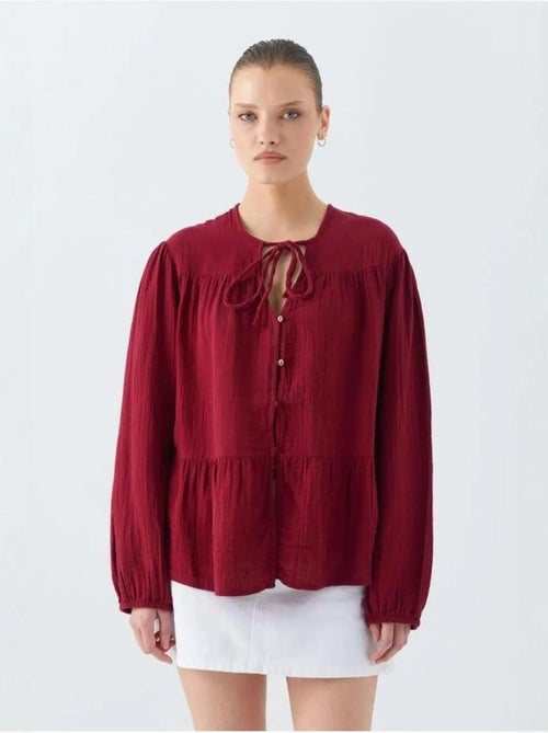 Camisa de cuello redondo con mangas tres cuartos y detalle de ribete de seersucker de mixray - Kiabi Camisa de cuello redondo con mangas tres cuartos y detalle de ribete de seersucker de mixray - Kiabi