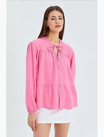 Camisa de cuello redondo con mangas tres cuartos y detalle de ribete de seersucker de mixray