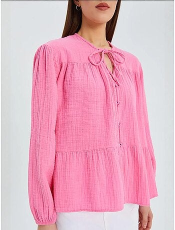 Camisa de cuello redondo con mangas tres cuartos y detalle de ribete de seersucker de mixray