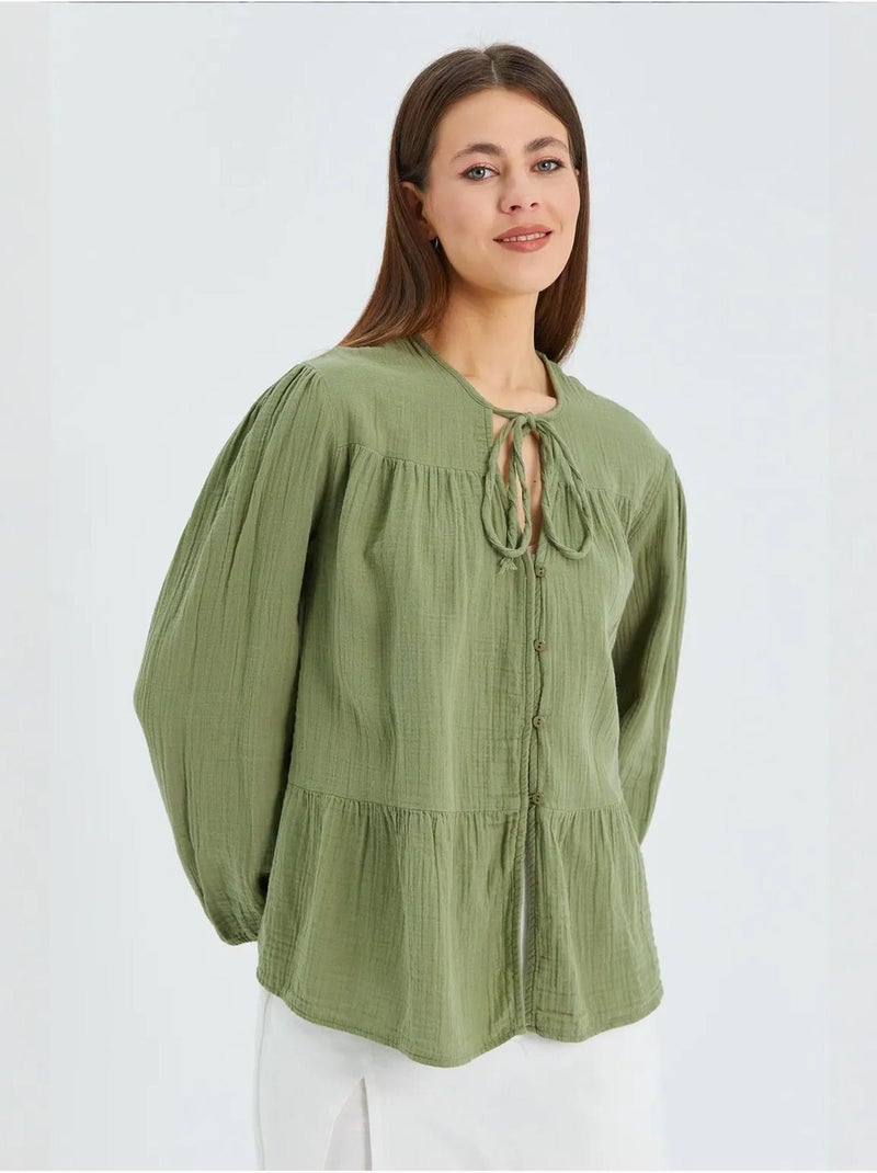 Camisa de cuello redondo con mangas tres cuartos y detalle de ribete de seersucker de mixray Verde pastel - Kiabi