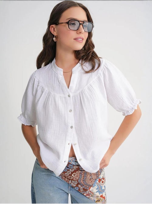 Camisa de cuello tippet con botones en mezcla de lino mixray - Kiabi Camisa de cuello tippet con botones en mezcla de lino mixray - Kiabi