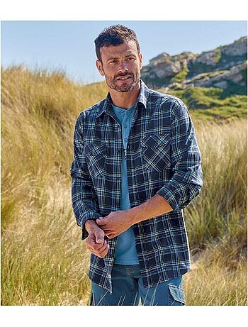Camisa de franela a cuadros con cuello de puntas libres y bolsillos de pecho