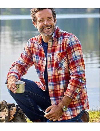 Camisa de franela a cuadros con cuello de puntas libres y bolsillos de pecho