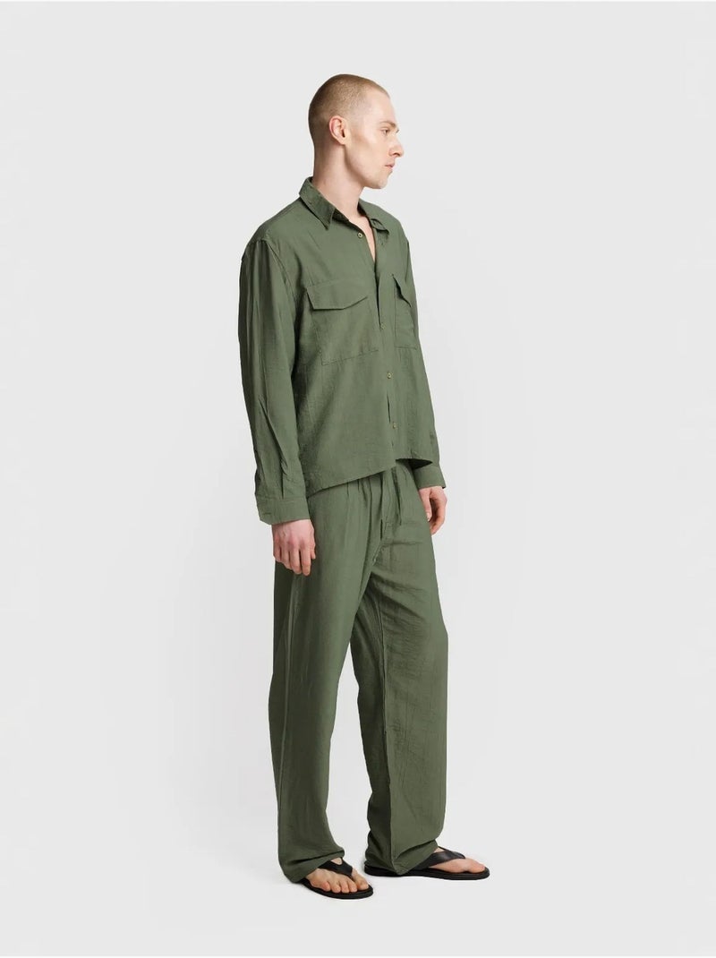 Camisa de gabardina de manga larga con botones y bolsillo giesto Caqui - Kiabi