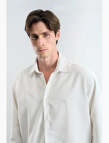 Camisa de gabardina texturizada extragrande con cierre de botones giesto