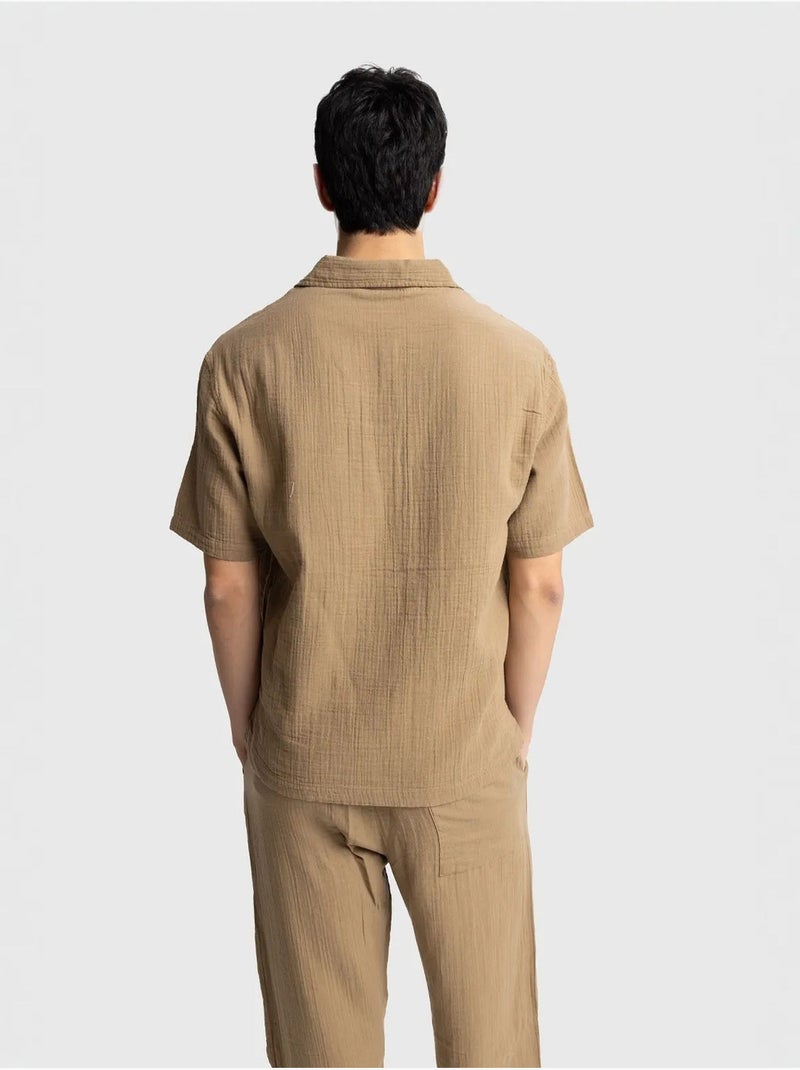 Camisa de hombre de algodón de manga corta de ajuste relajado giesto Camel - Kiabi
