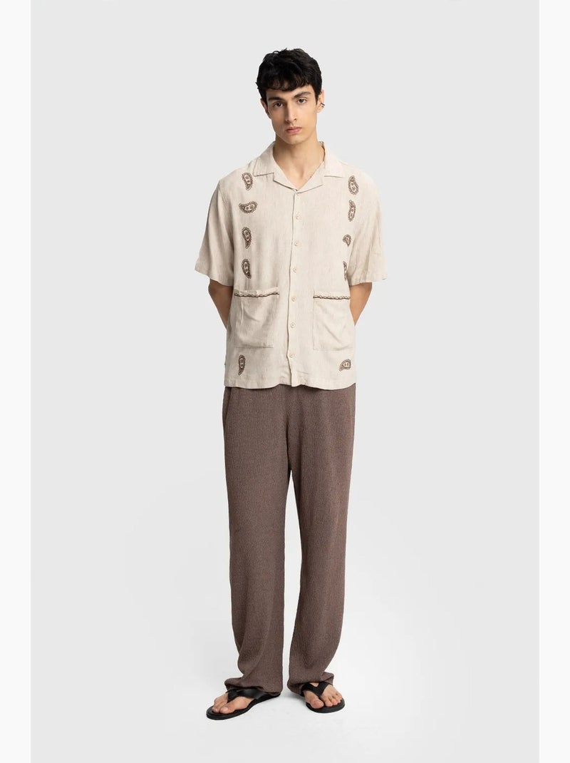 Camisa de hombre de popelín de algodón bordada de manga corta giesto Beige natural - Kiabi
