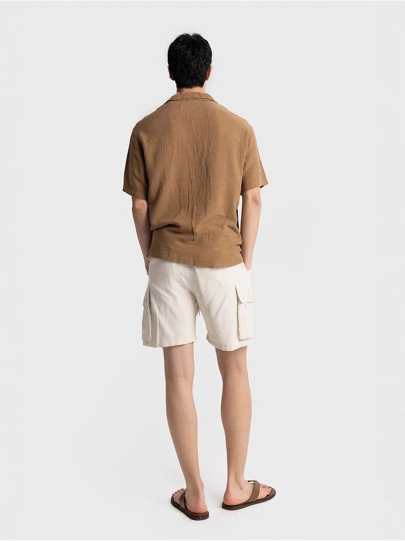 Camisa de hombre de popelín de algodón bordada de manga corta giesto Camel - Kiabi