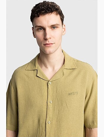 Camisa de lino bordada de manga corta con cuello abierto giesto