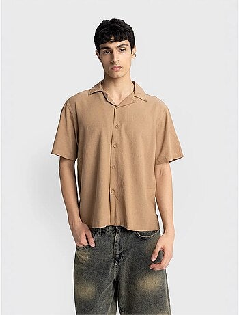 Camisa de lino con cuello abierto y botones de corte regular de giesto
