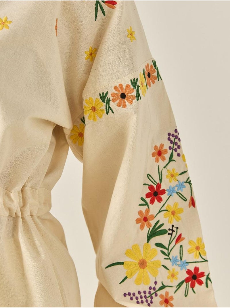 Camisa de lino con cuello en v, cinturón bordado y puños elásticos lucci Beige arcilla - Kiabi