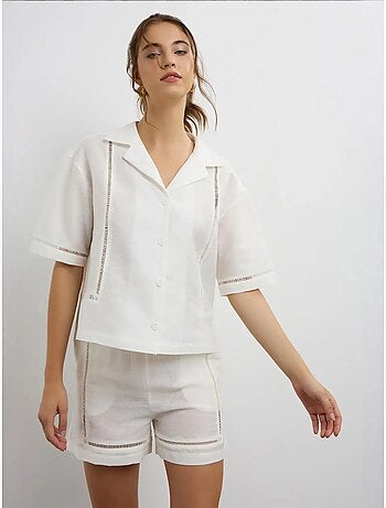 Camisa de lino de manga corta con detalle de abertura hiccup