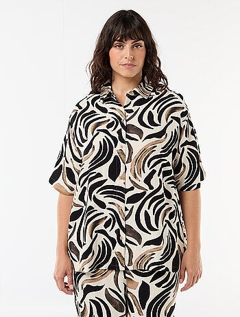 Camisa de manga corta abotonada