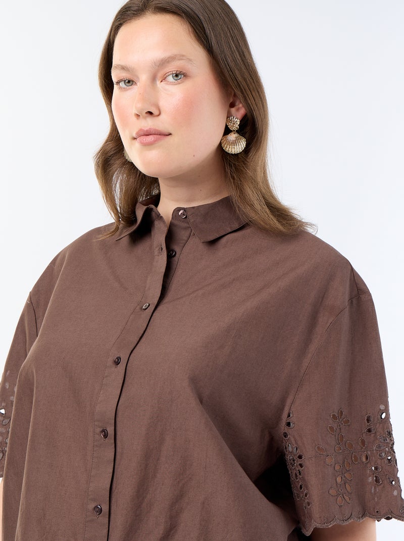 Camisa de manga corta con bordado calado Marron - Kiabi