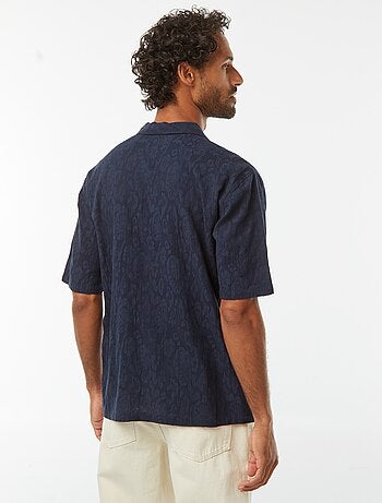 Camisa de manga corta con bordados
