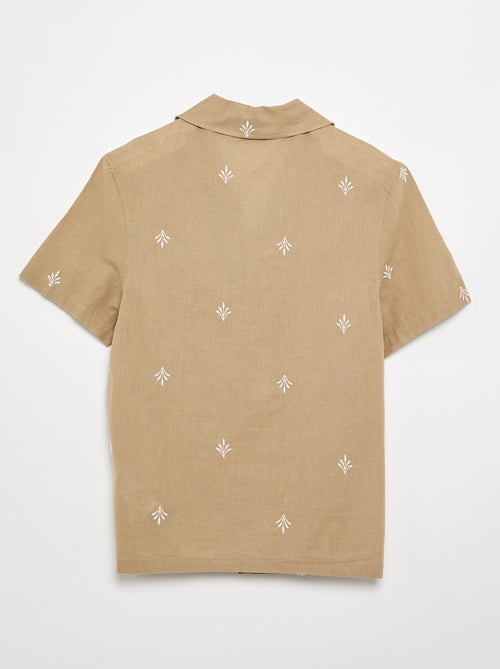 Camisa de manga corta con bordados - Kiabi Camisa de manga corta con bordados - Kiabi
