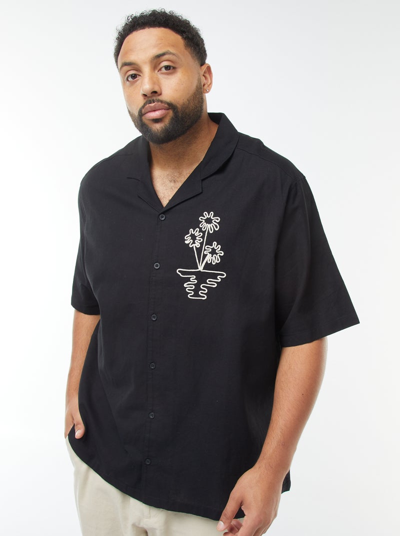 Camisa de manga corta con bordados en la parte delantera negro - Kiabi