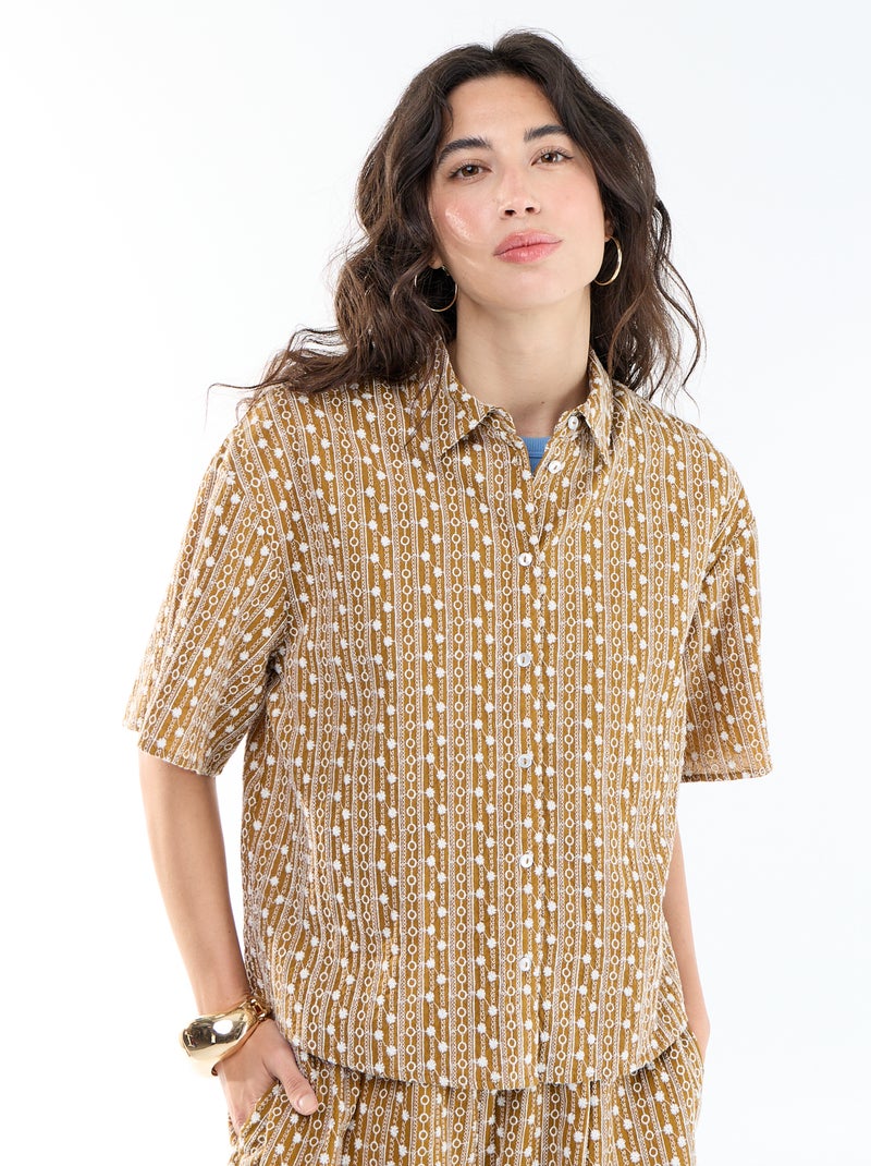 Camisa de manga corta con bordados Marron - Kiabi
